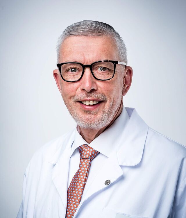 Doctor Urologist Lukas